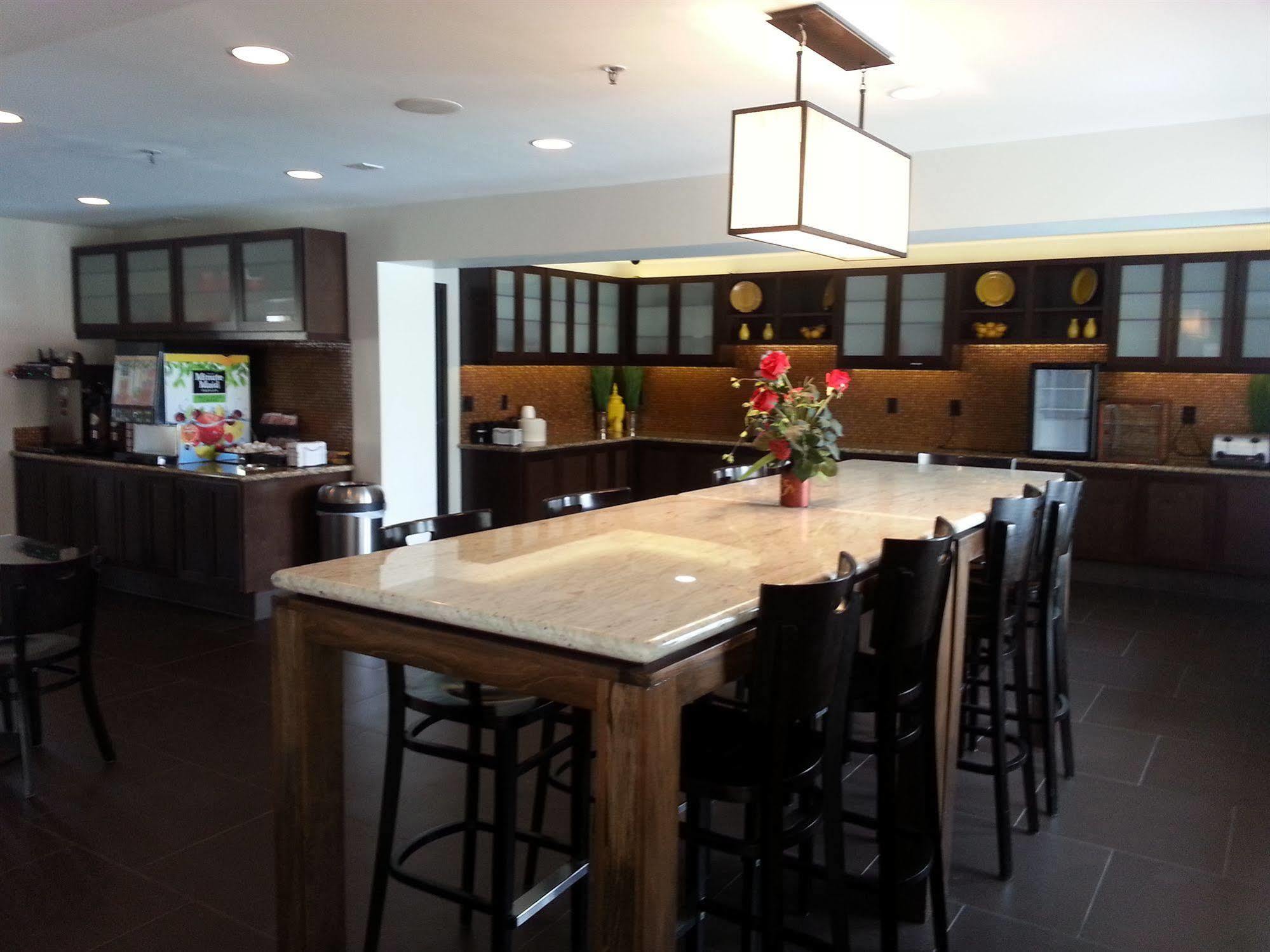 Best Western Plus Rancho Cordova Inn Luaran gambar
